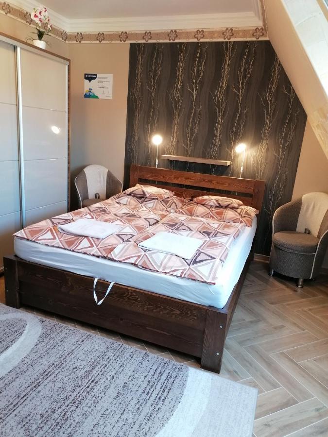 Apartament Valentin Deluxe Apartman Hajdúszoboszló Zewnętrze zdjęcie