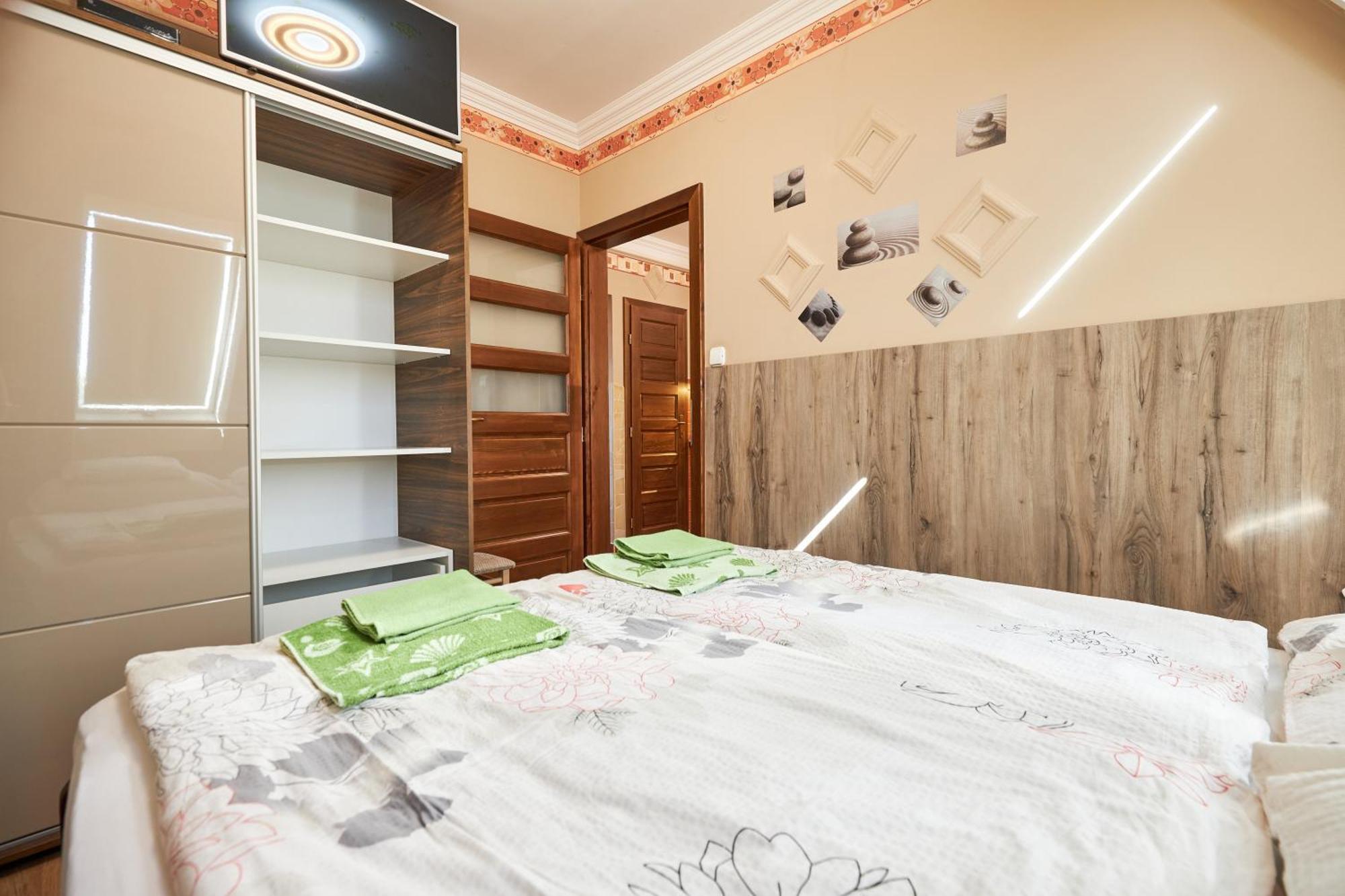 Apartament Valentin Deluxe Apartman Hajdúszoboszló Zewnętrze zdjęcie